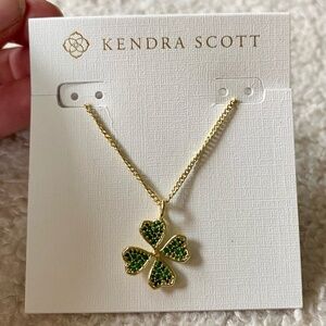 Kendra Scott Clover Gold Green Crystal Short Necklace
